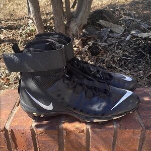 Nike Black Athletic Shoes with White Accents